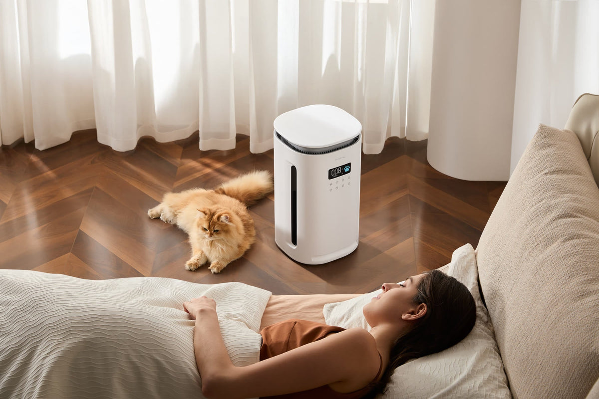 Pawtent Pro air purifier in a pet home detail view 4